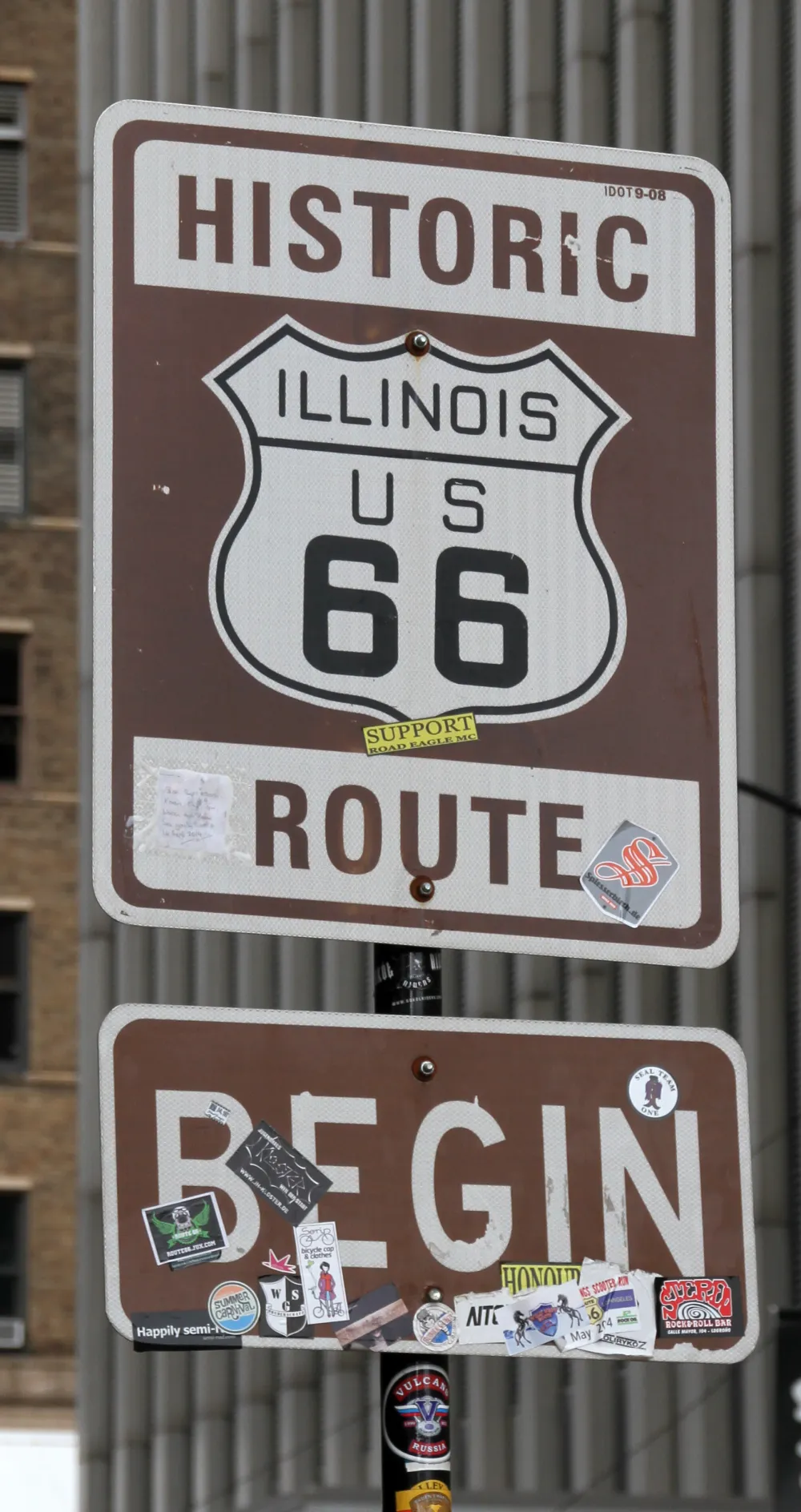 Señal Historic Illinois US 66 Begin en Adams Street, Chicago