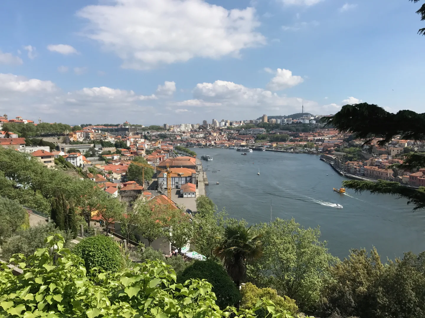 Panorámica de Oporto y Vila Nova de Gaia a ambos lados del Duero